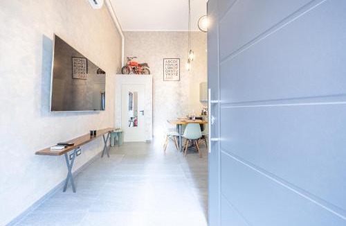 Monterotondo Apartment | M r Loft apartment esclusivo con vasca idromassaggio