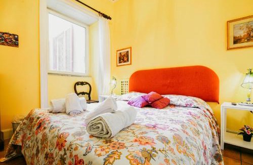 Chiaia House | Ma maison shared home in Chiaia 1