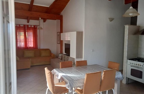 Latina Lido Villa | [Maestosa villa 300MQ] 50 metri dal mare