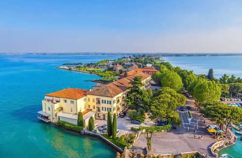 Salionze Apartment | Magnolia Apt - Palazzo Palermo 1817 Sleeps 4 + AC, Salionze, Italy