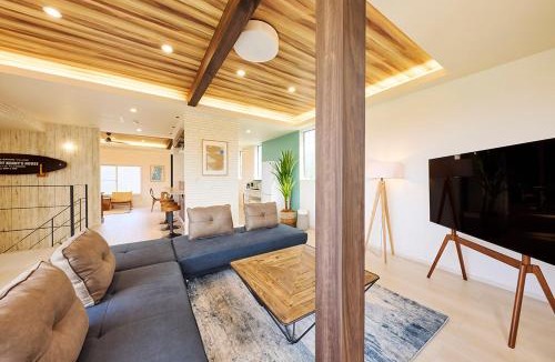 Ito House | Maigre kennyshouse