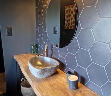 Saint-Victurnien House | Maison 2 à 4 pers Spa Sauna