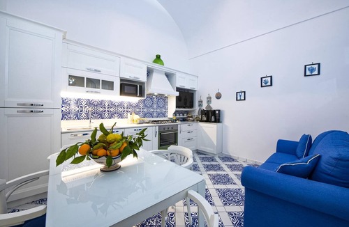 Laurito Ski Chalet | Maison Don Rafe’ - Two Bedroom Chalet, Sleeps 4