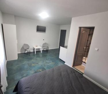 Lupeni House | Maison Legion