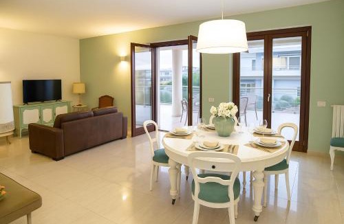 Trani Apartment | Maison & Suite