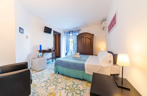 Ischia Porto Bed & Breakfast | Maison Twentyfive