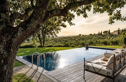 Poggi del Sasso House | Majestic Castle & Vineyard Amidst Rolling Tuscan Hills
