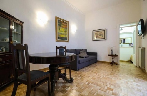 Chiaia Apartment | MAM'S HOUSE- Holiday House in the heart of Naples
