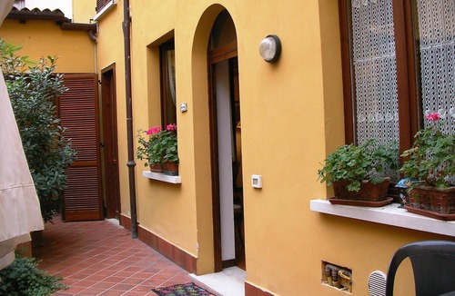 Old Town House | Mantova: houses/villas - 3 rooms - 4/5 persons