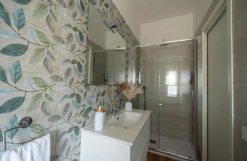 Torre Annunziata House | MARAF Rooms Venere - Elegance and Comfort near Pompeii