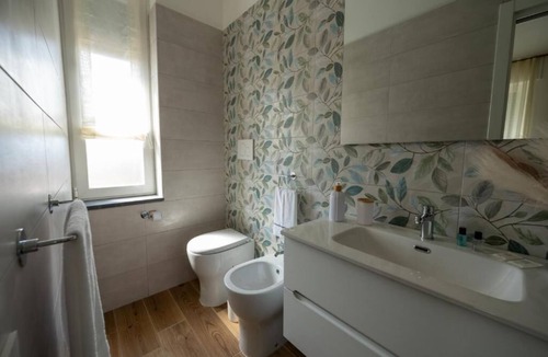 Torre Annunziata House | MARAF Rooms Venere - Elegance and Comfort near Pompeii