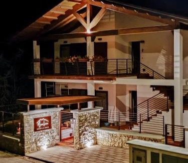 Rovere Bed & Breakfast | Maria Luisa Mountain Lodge