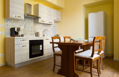 Naples City Centre Apartment | Maria Marì house