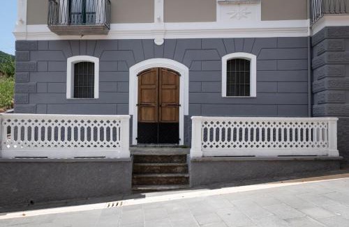 San Pietro al Tanagro Apartment | Mastu Gilardo