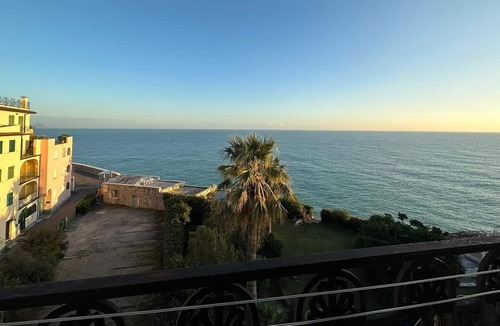 Selvacava Apartment | Medieval Gaeta Apartment