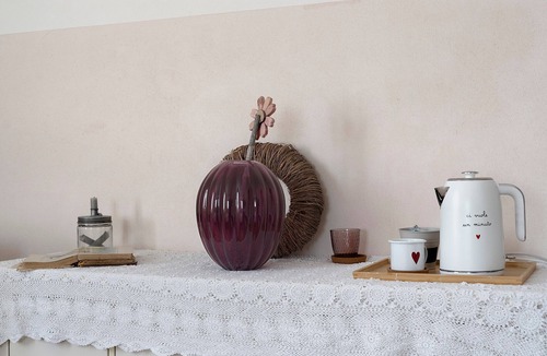 Dolo Apartment | Melloni Street Home - Pink Room