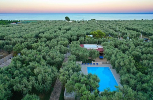 Mattinata House | "melograno" Holiday Home With Swimming Pool and Private Beach