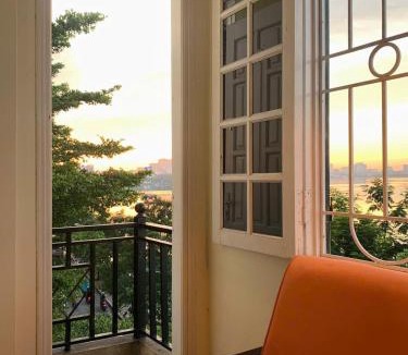 Thuy Khue Apartment | Mhouse 127 waterfront 4th