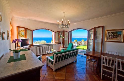 Schiazzano Villa | MiraCapri Villa