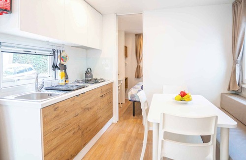 Mandrione House | Mobilehome with air conditioning, terrace and pool