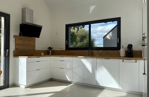 Saint-Joachim Cottage | Modern 3-bedroom house with garden, WIFI, and baby equipment in Brière