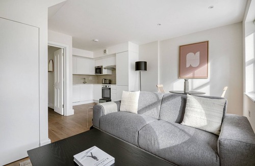 Waterloo Apartment | Modern Waterloo 2BR open plan with Balcony on Lower Marsh, by Blueground