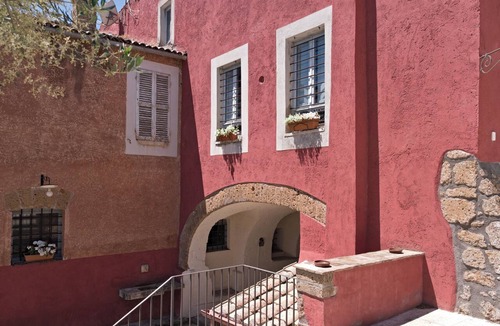 Civita Castellana Apartment | Moderno 60mq: camera soggiorno cucina divanoletto