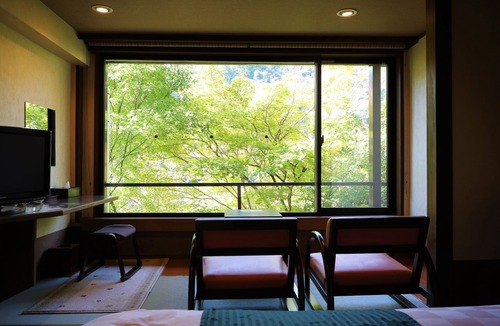 Ukyo Ward House | Momijiya Honkan Takao Sansou
