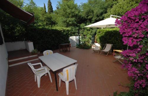 Fetovaia Apartment | Monica