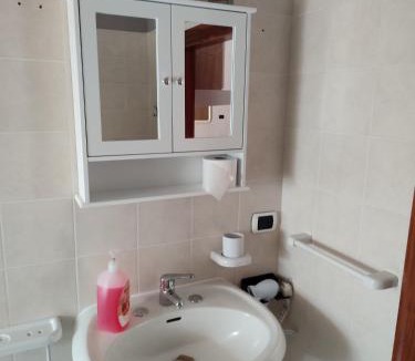 Palazzo San Gervasio Apartment | Monolocale al secondo piano con cucina e terrazzino