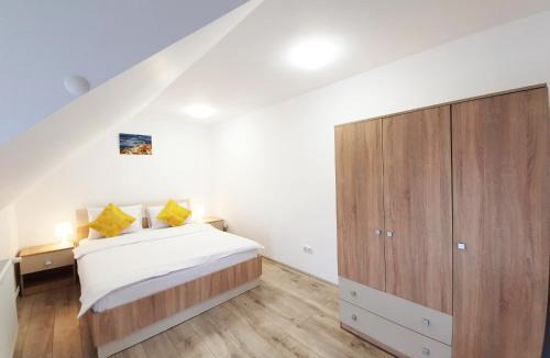 Sinpetru Apartment | Mont Melis