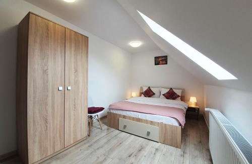 Sinpetru Apartment | Mont Melis