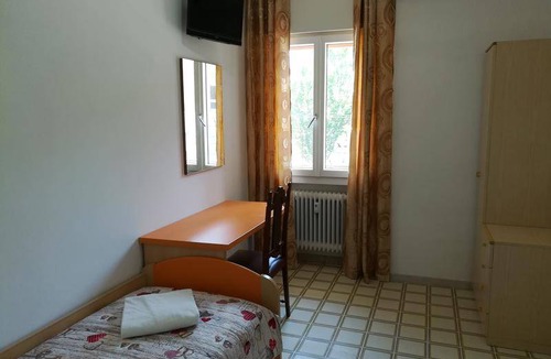 Marghera House | Motel ∙ 8 guests