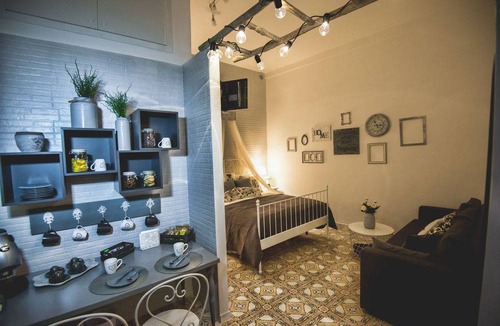 Historical Downtown Salerno House | Motel
