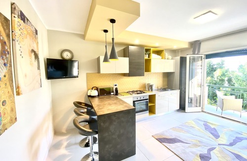 Tropea House | "MOTTOLA APARTMENT" Suite 200 mt from the sea
