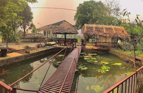 Lac Son House | Mu's Local House - Homestay