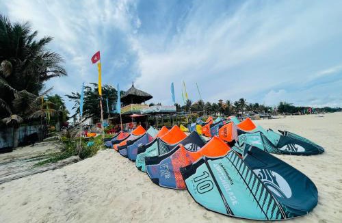 Central Mui Ne Beach House | Mui Ne Garden Hotel and Kite School