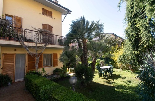 Sirolo Apartment | N043 - Numana, two-room apartment with garden