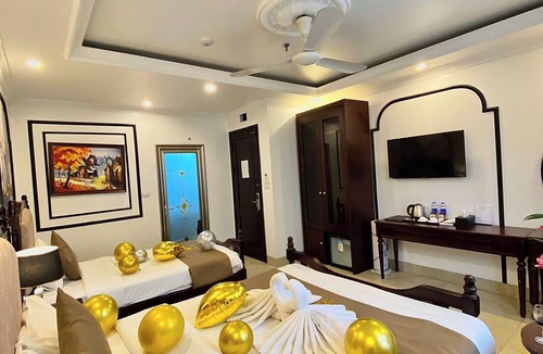 Dich Vong Hau Hotel | Nam Cuong X Hotel