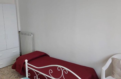 Vasto House | Naples Central Station Rooms