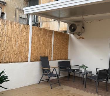 Naples City Centre Apartment | Napoli centro storico casa viscardi 2
