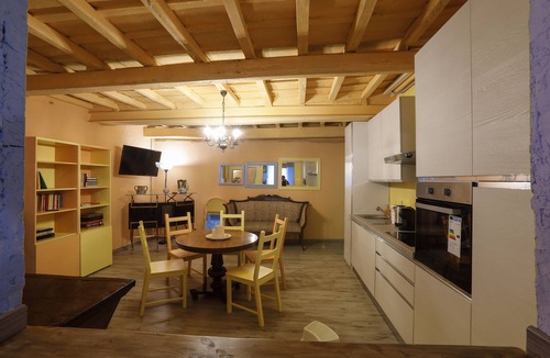Rione V Ponte Apartment | Navona color luxury loft