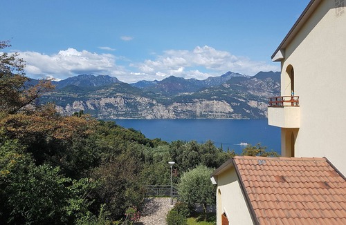 Malcesine Apartment | New apartment with superb view of the Garda Lake