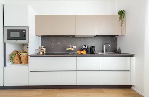 Treviso Apartment | NEW Bright 36 with garden [Treviso - Venice].