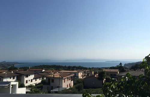 Lonato del Garda Apartment | New Loft with beautiful lake view