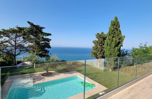 Torino di Sangro Villa | New on the Trabocchi Coast, villa with pool facing the sea.