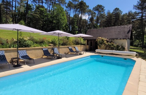Auriac-du-Perigord House | NEW SPACIOUS 4 BED/3 BATH HOUSE VAST PRIVATE GROUNDS 10 MIN DRIVE FROM MONTIGNAC