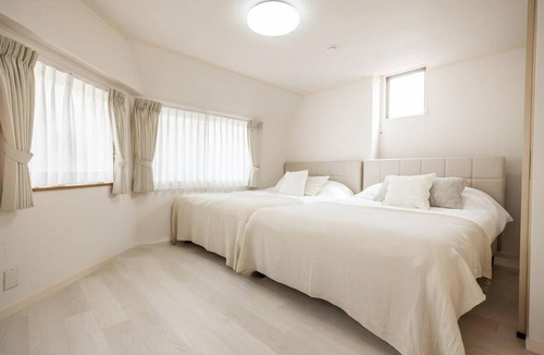 Minaminagasaki Apartment | NewOpen! 駅徒歩1分 池袋エリア 60平米最大8名宿泊可能 和風モダン