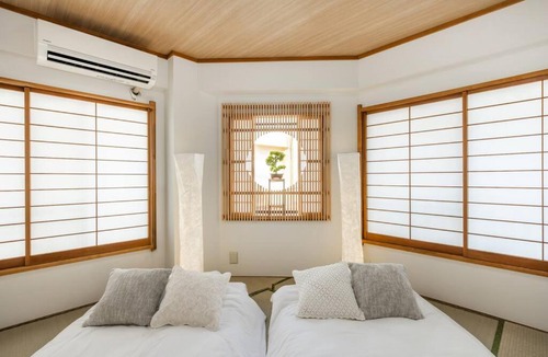 Minaminagasaki Apartment | NewOpen! 駅徒歩1分 池袋エリア 60平米最大8名宿泊可能 和風モダン