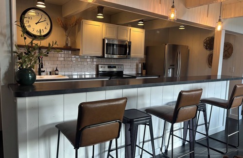Spearfish House | Next to Spearfish City Park, Spearfish Canyon and Downtown. Private Hot Tub!